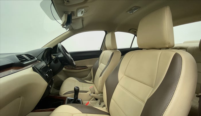 2018 Maruti Dzire ZDI, Diesel, Manual, 49,766 km, Right Side Front Door Cabin