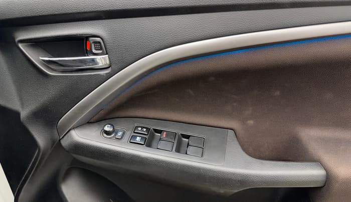2024 Maruti BREZZA ZXI + AT SMART HYBRID, Petrol, Automatic, 9,544 km, Driver Side Door Panels Control