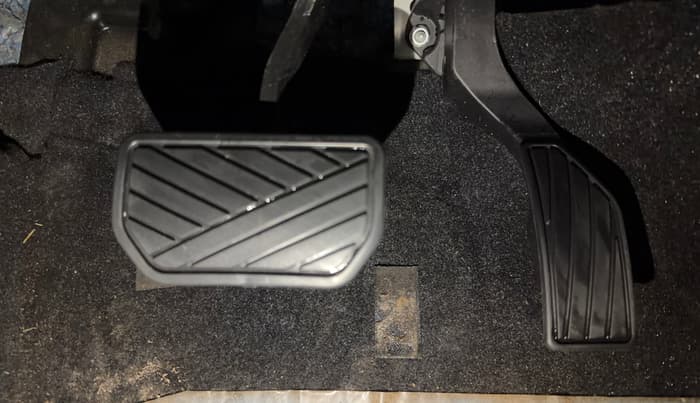 2024 Maruti BREZZA ZXI + AT SMART HYBRID, Petrol, Automatic, 9,544 km, Pedals