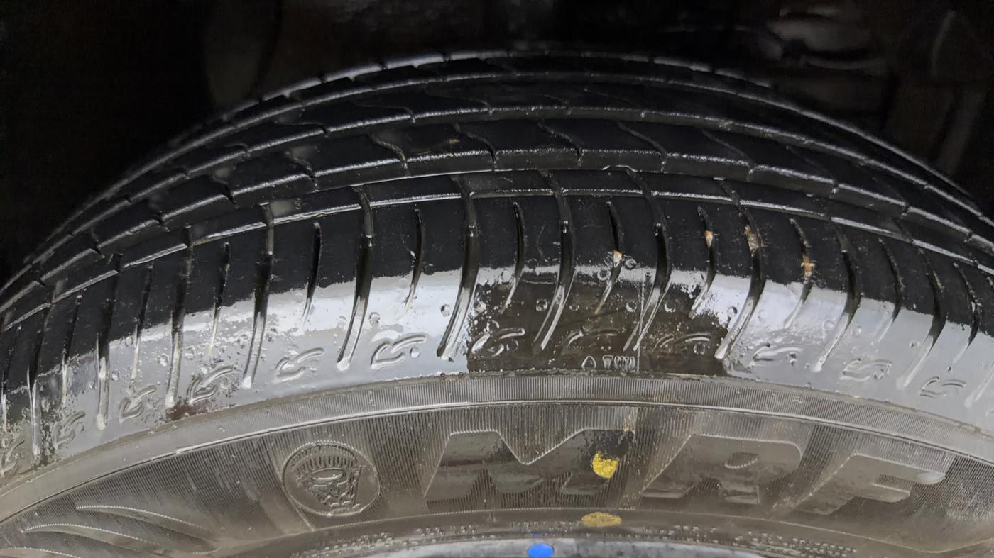 2024 Maruti BREZZA ZXI + AT SMART HYBRID, Petrol, Automatic, 9,544 km, Right Front Tyre Tread