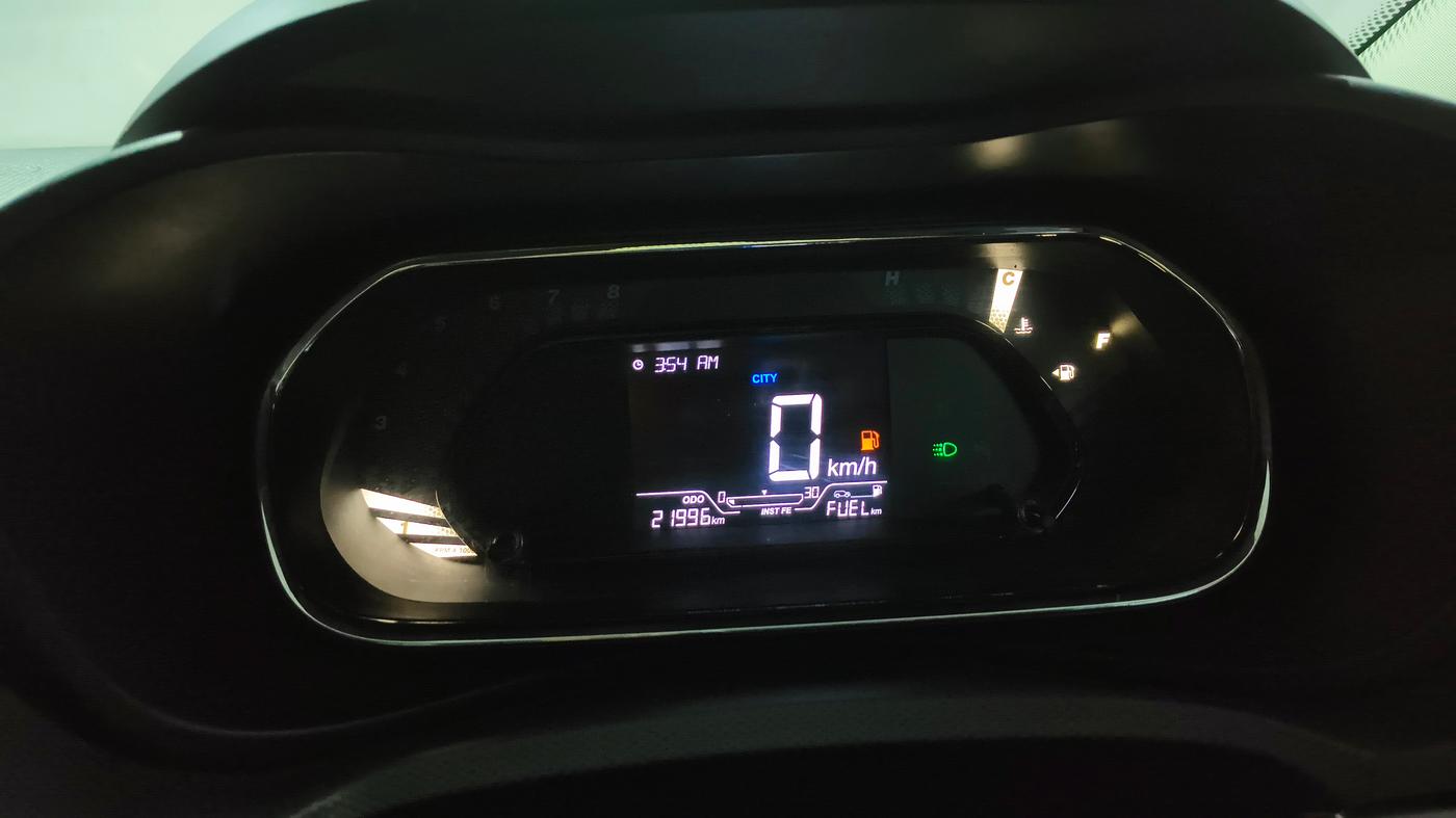2023 Tata NEXON XM SUNROOF PETROL, Petrol, Manual, 21,988 km, Odometer Image