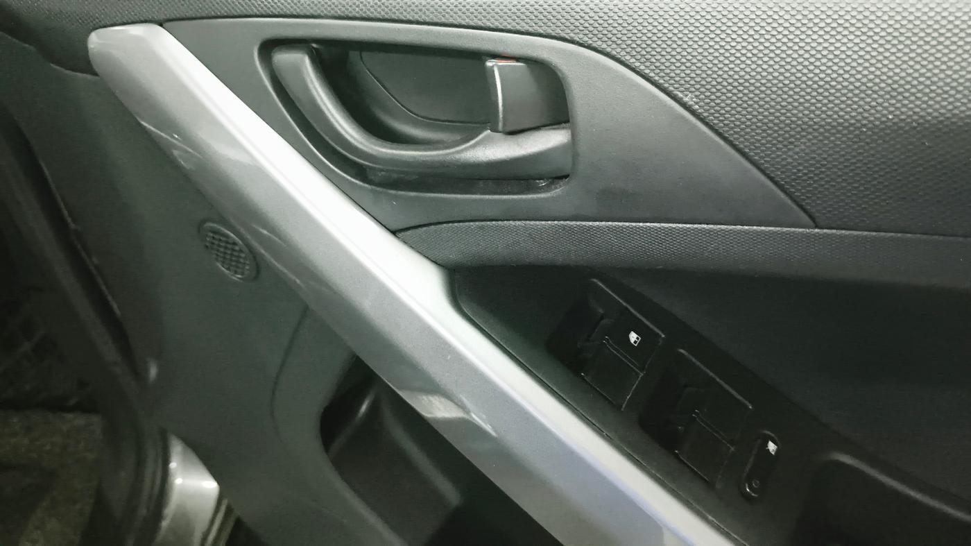 2023 Tata NEXON XM SUNROOF PETROL, Petrol, Manual, 21,988 km, Driver Side Door Panels Control