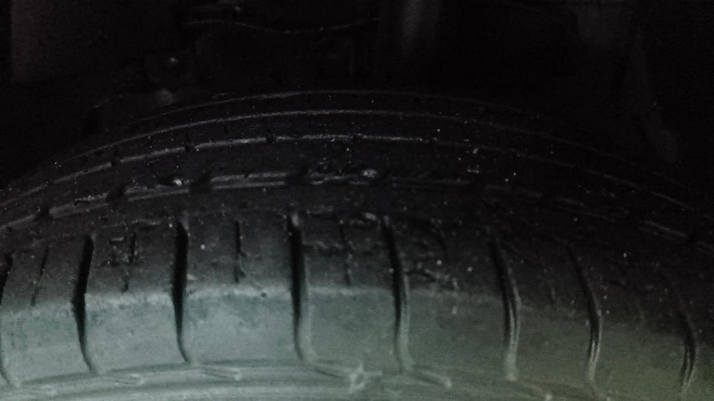 2023 Tata NEXON XM SUNROOF PETROL, Petrol, Manual, 21,988 km, Left Front Tyre Tread
