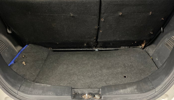 2015 Maruti Wagon R 1.0 LXI, Petrol, Manual, 95,111 km, Boot Inside