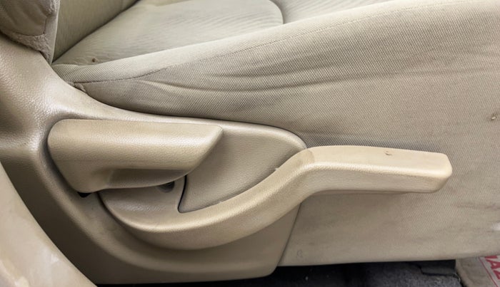 2014 Honda Amaze 1.2L I-VTEC S, Petrol, Manual, 55,014 km, Driver Side Adjustment Panel