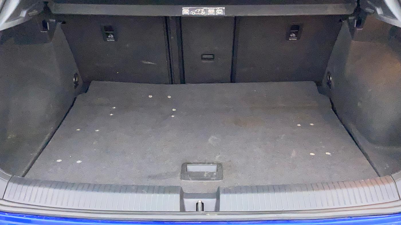 2019 Volkswagen T-ROC PETROL AUTOMATIC, Petrol, Automatic, 34,582 km, Boot Inside