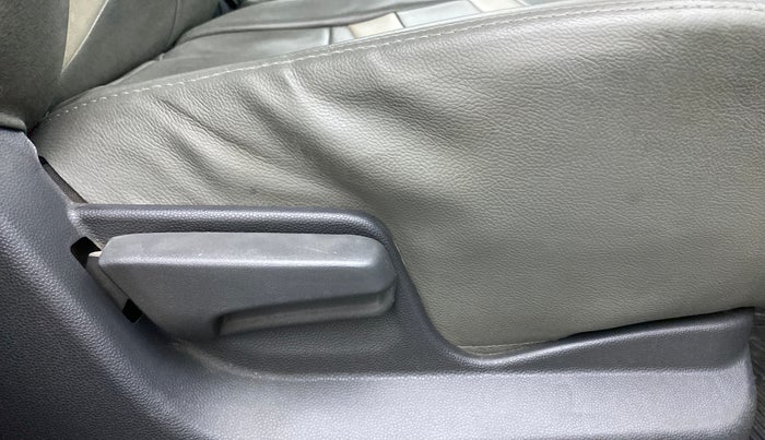 2013 Maruti Ritz VXI, Petrol, Manual, 53,746 km, Driver Side Adjustment Panel