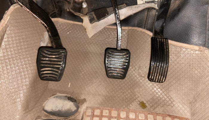 2020 Mahindra XUV500 W7, Diesel, Manual, 30,379 km, Pedals