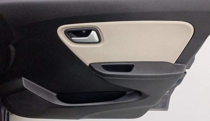 2020 Maruti Alto LXI, CNG, Manual, 18,574 km, Driver Side Door Panels Control