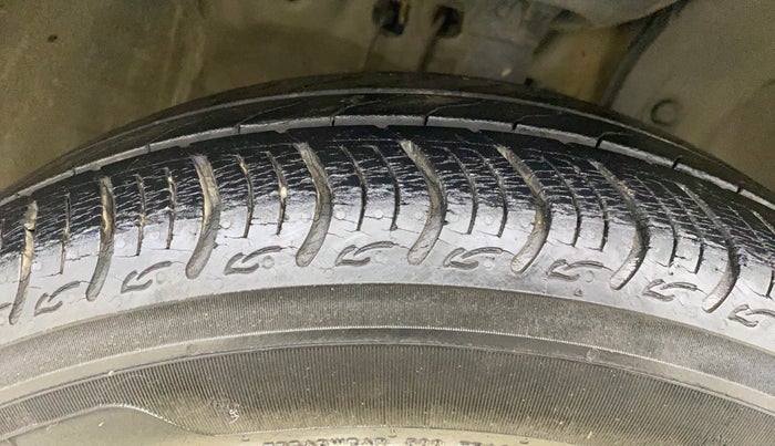 2018 Honda Amaze 1.2L I-VTEC V CVT, Petrol, Automatic, 25,529 km, Right Front Tyre Tread