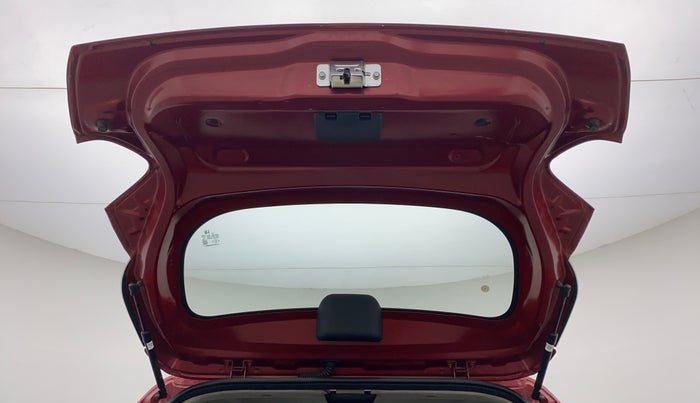 2016 Renault Kwid RXT, Petrol, Manual, 46,585 km, Boot Door Open