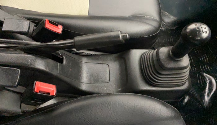 2018 Maruti Eeco 5 STR WITH A/C+HTR, Petrol, Manual, 57,196 km, Gear Lever