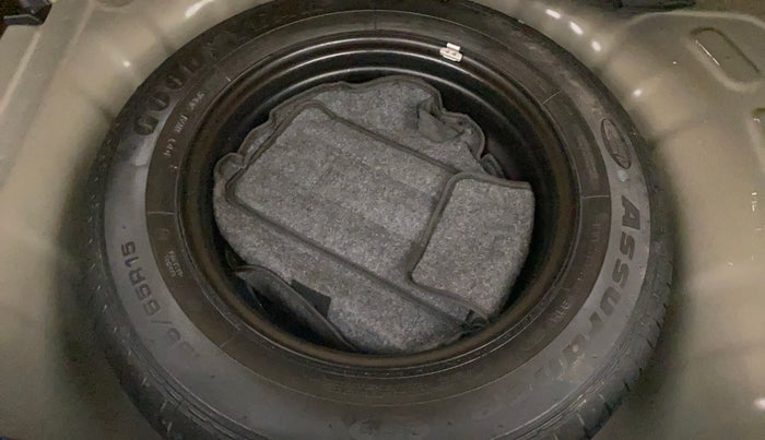 2022 KIA SONET HTK PLUS 1.0 IMT, Petrol, Manual, 38,249 km, Spare Tyre