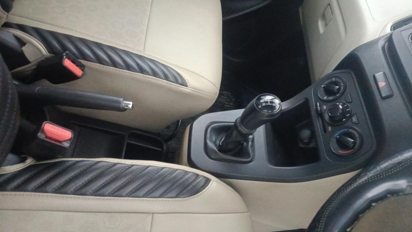 2019 Maruti New Wagon-R VXI 1.2, Petrol, Manual, 61,289 km, Gear Lever