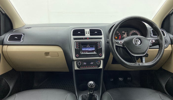 2017 Volkswagen Polo HIGHLINE1.2L, Petrol, Manual, 67,713 km, Dashboard