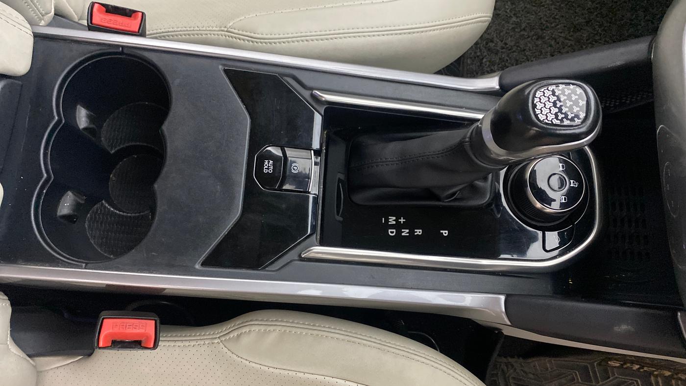 2023 Tata Safari XZA PLUS O 6STR, Diesel, Automatic, 1,11,940 km, Gear Lever