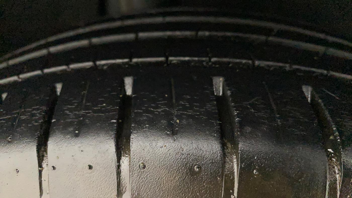 2021 Maruti Baleno ZETA CVT PETROL 1.2, Petrol, Automatic, 21,801 km, Right Rear Tyre Tread