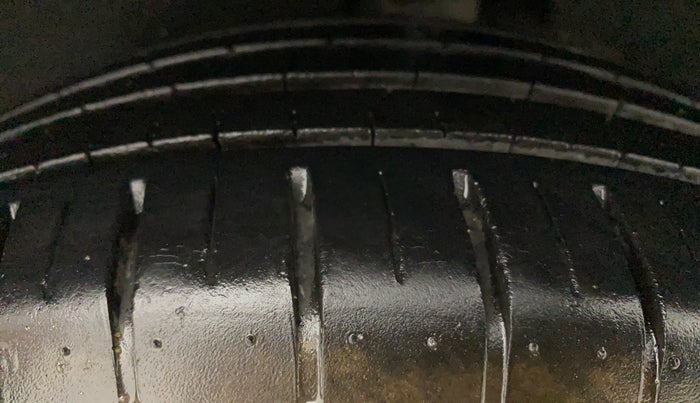 2021 Maruti Baleno ZETA CVT PETROL 1.2, Petrol, Automatic, 21,801 km, Left Rear Tyre Tread