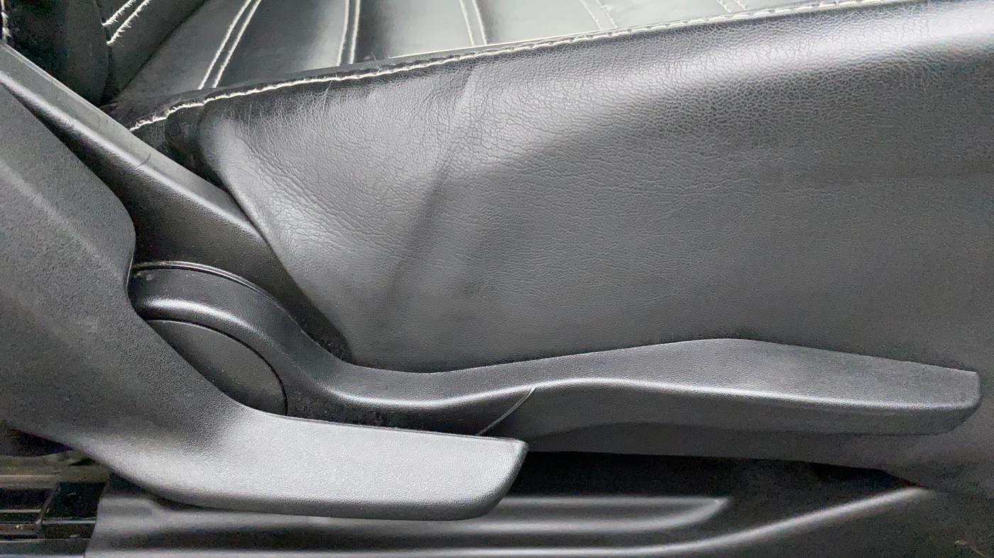 2021 Maruti Baleno ZETA CVT PETROL 1.2, Petrol, Automatic, 21,801 km, Driver Side Adjustment Panel