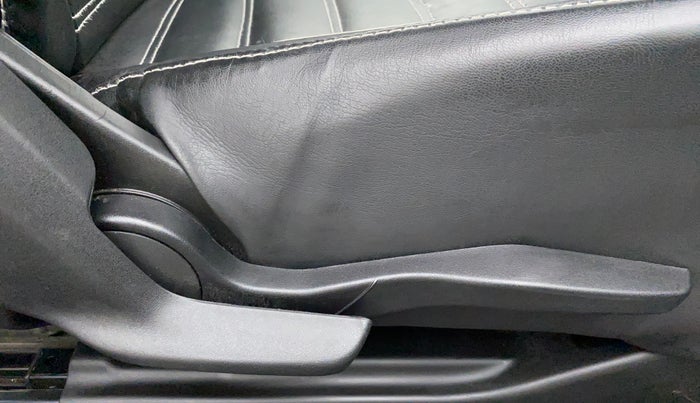 2021 Maruti Baleno ZETA CVT PETROL 1.2, Petrol, Automatic, 21,801 km, Driver Side Adjustment Panel