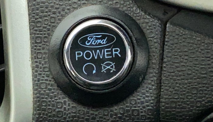 2015 Ford Ecosport TITANIUM 1.5L DIESEL (OPT), Diesel, Manual, 1,20,208 km, Keyless Start/ Stop Button
