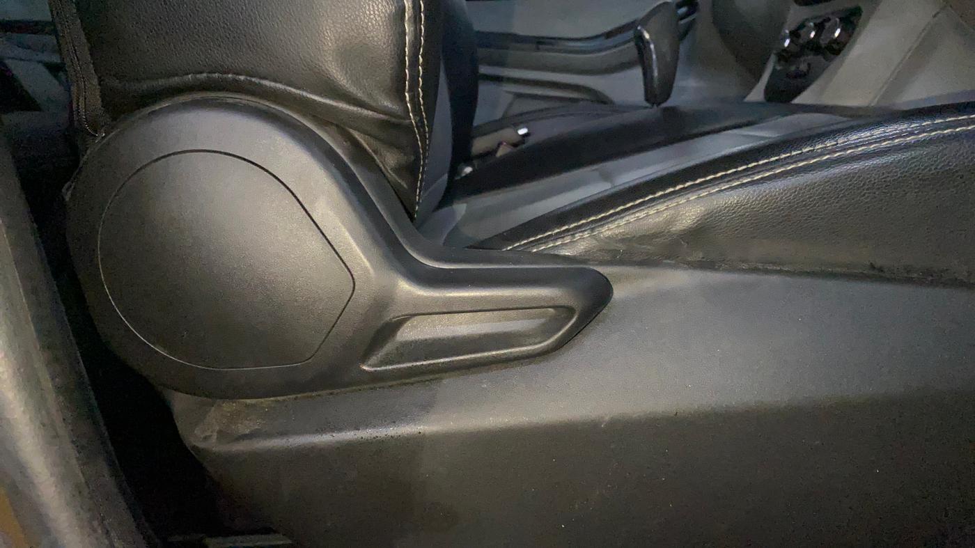 2021 Tata Tiago XTA PETROL, Petrol, Automatic, 49,311 km, Driver Side Adjustment Panel