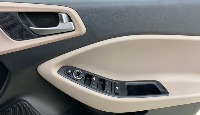 2019 Hyundai Elite i20 ASTA (O) CVT, Petrol, Automatic, 44,675 km, Driver Side Door Panels Control