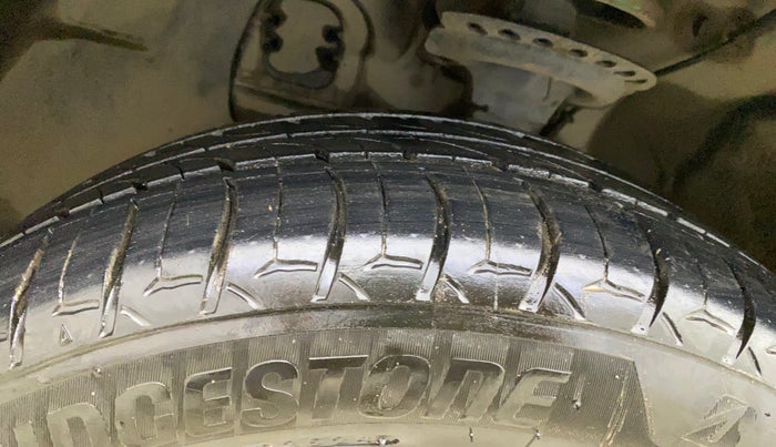 2019 Hyundai Elite i20 ASTA (O) CVT, Petrol, Automatic, 44,675 km, Left Front Tyre Tread