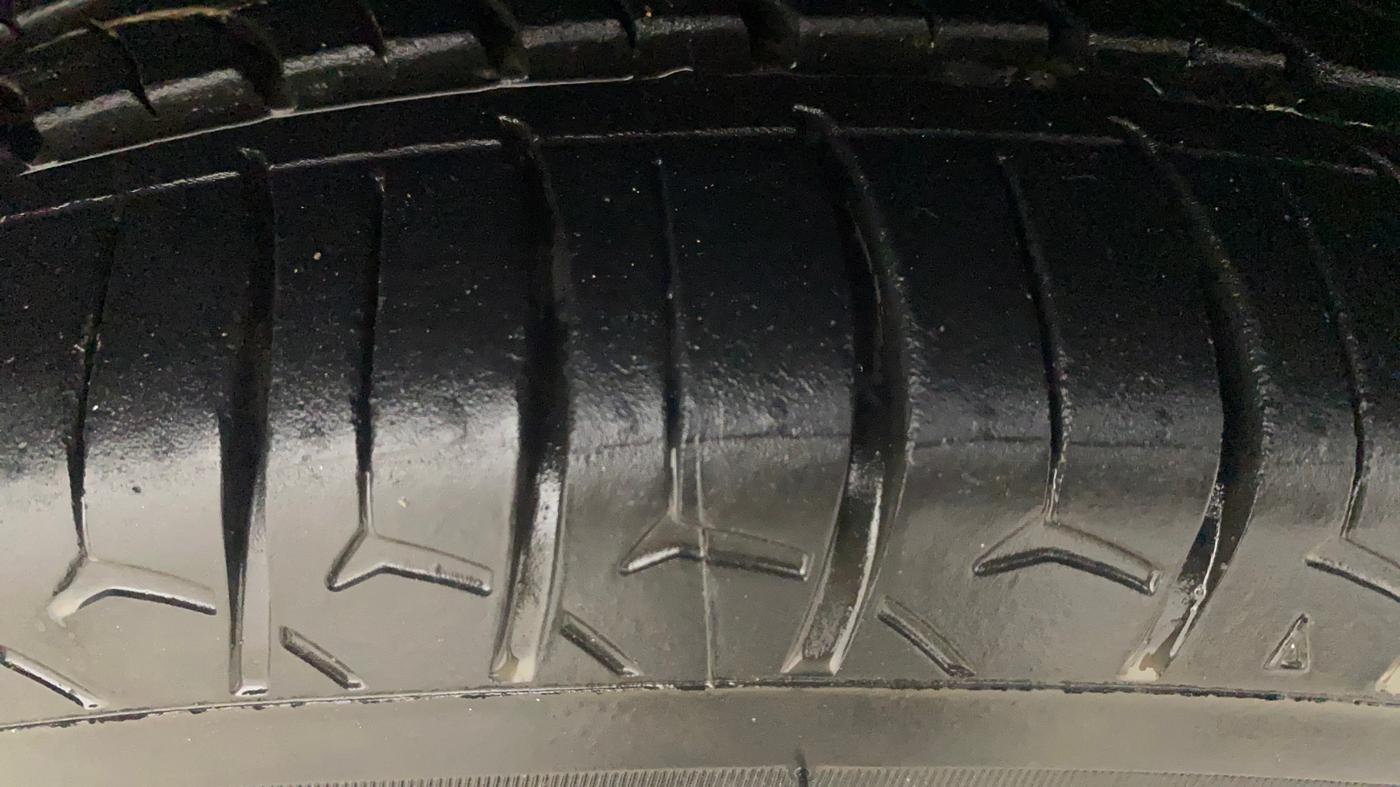 2023 Honda Amaze 1.2L I-VTEC VX, Petrol, Manual, 60,934 km, Right Front Tyre Tread