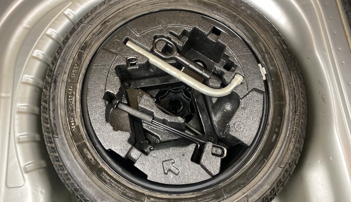 2016 Skoda Octavia STYLE PLUS AT 1.8 TSI, Petrol, Automatic, 94,300 km, Spare Tyre