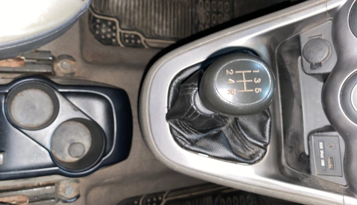 2012 Hyundai i10 SPORTZ 1.2, Petrol, Manual, 37,479 km, Gear Lever