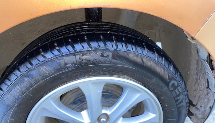 2014 Hyundai Grand i10 ASTA AT 1.2 KAPPA VTVT, Petrol, Automatic, 74,436 km, Left Rear Tyre Tread