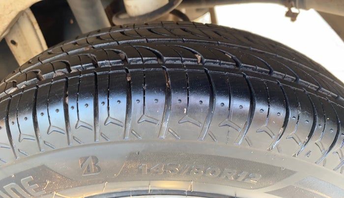2014 Maruti Alto 800 LXI, Petrol, Manual, 41,791 km, Left Rear Tyre Tread