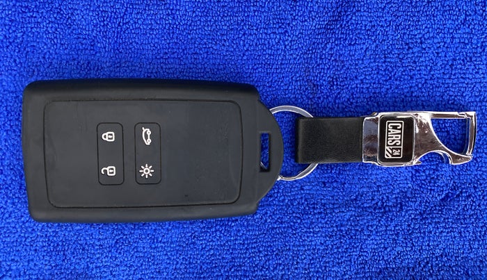2021 Renault Kiger RXZ MT, Petrol, Manual, 16,369 km, Key Close Up