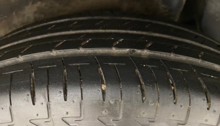 2017 Maruti IGNIS DELTA 1.2 AMT, Petrol, Automatic, 18,159 km, Left Rear Tyre Tread