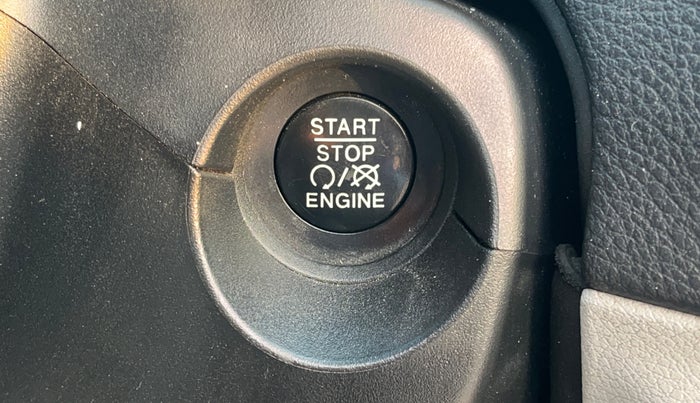 2018 Jeep Compass LIMITED 2.0 DIESEL, Diesel, Manual, 1,06,555 km, Keyless Start/ Stop Button