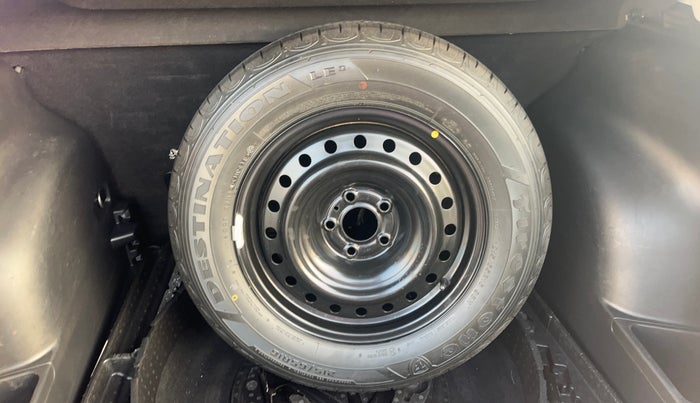 2018 Jeep Compass LIMITED 2.0 DIESEL, Diesel, Manual, 1,06,555 km, Spare Tyre