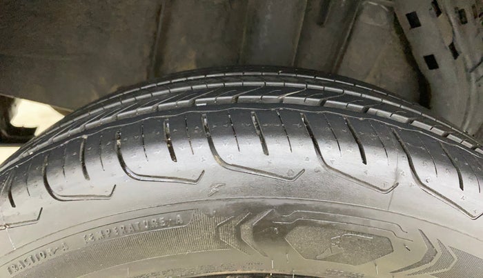 2023 Renault Kiger RXZ TURBO CVT, Petrol, Automatic, 48,965 km, Right Rear Tyre Tread