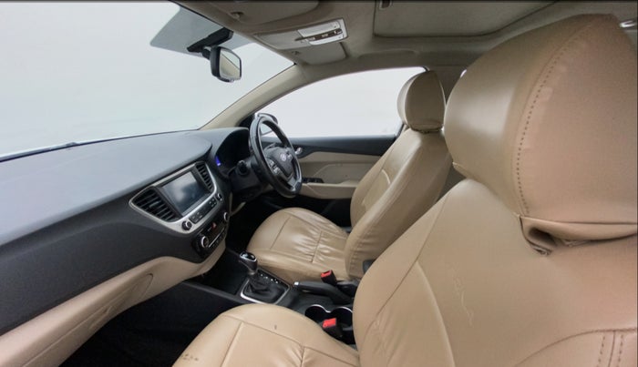 2018 Hyundai Verna 1.6 CRDI SX + AT, Diesel, Automatic, 55,912 km, Right Side Front Door Cabin