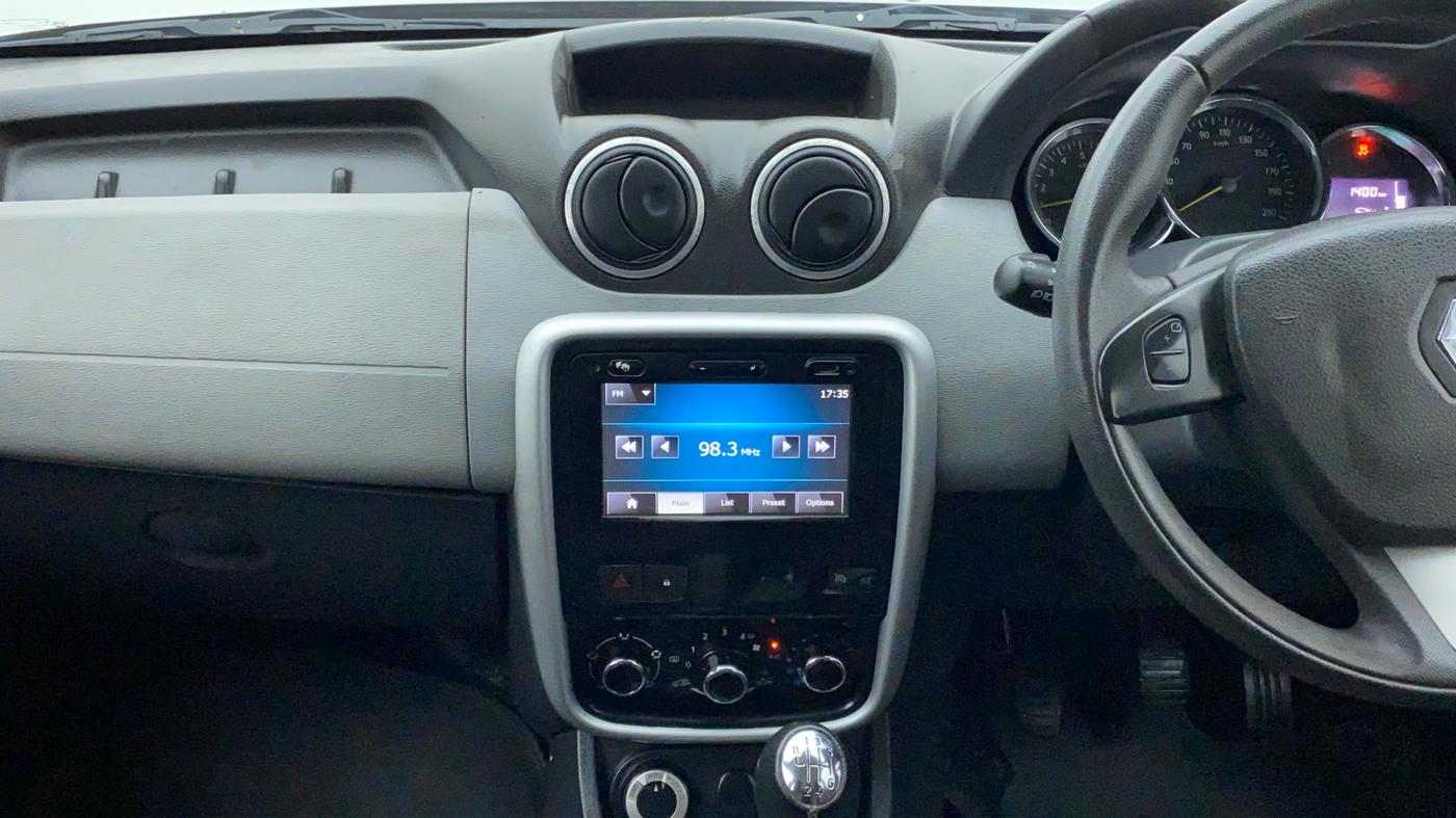 2015 Renault Duster RXZ 110 4WD, Diesel, Manual, 63,309 km, Air Conditioner