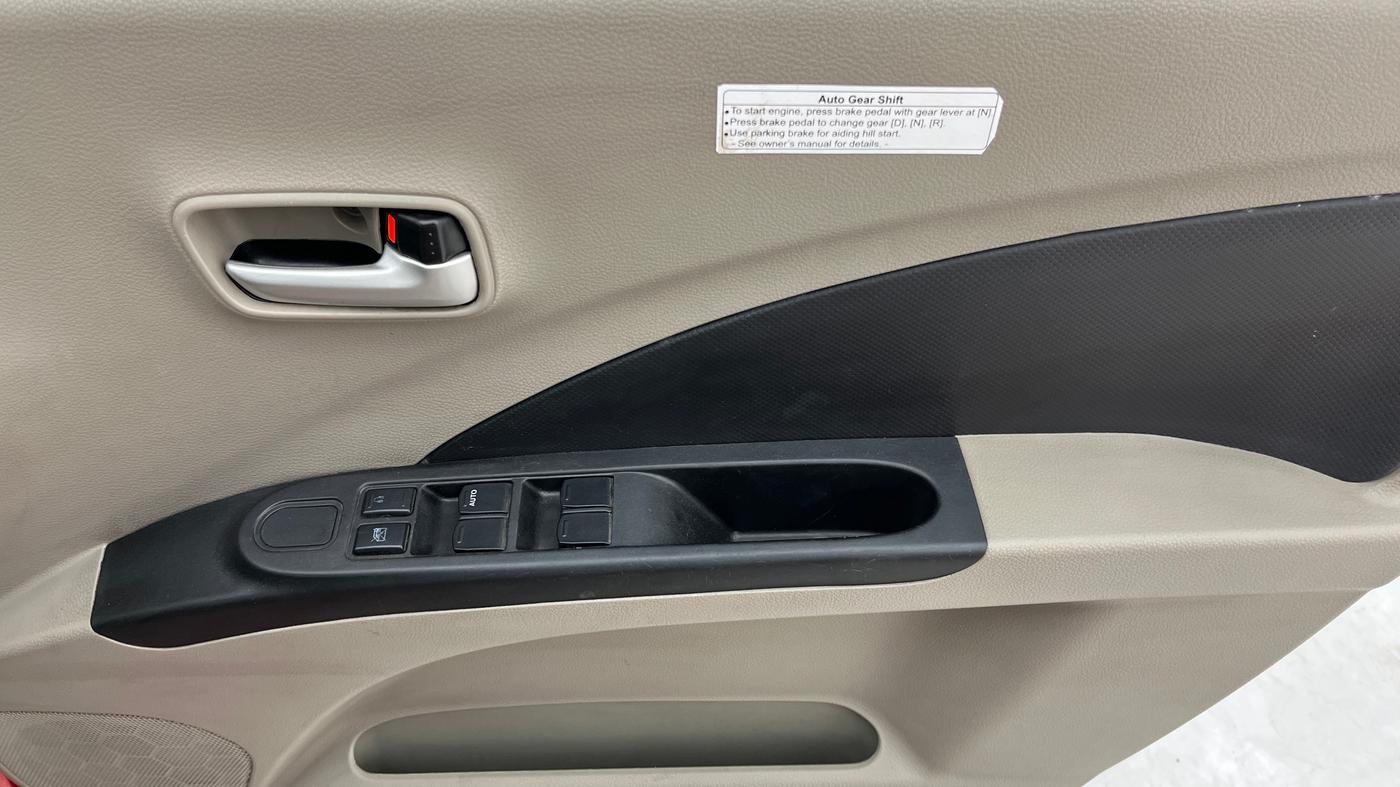 2016 Maruti Celerio VXI AMT, Petrol, Automatic, 62,984 km, Driver Side Door Panels Control