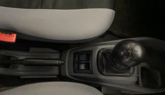 2016 Maruti Alto 800 LXI, Petrol, Manual, 21,965 km, Gear Lever