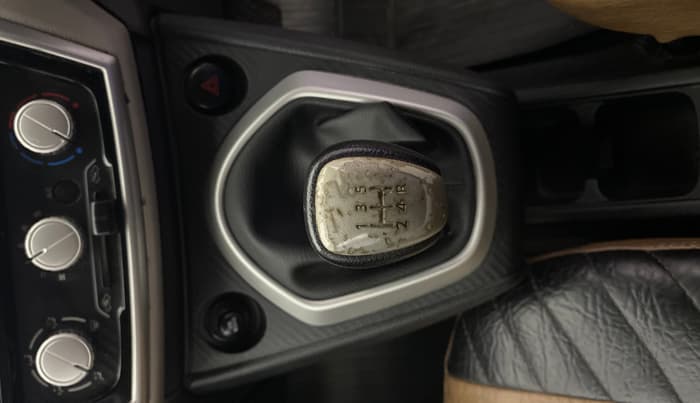 2020 Datsun Go Plus T, Petrol, Manual, 18,683 km, Gear Lever