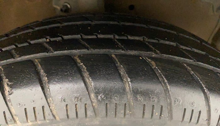2017 Maruti Celerio VXI (O), Petrol, Manual, 57,214 km, Right Front Tyre Tread