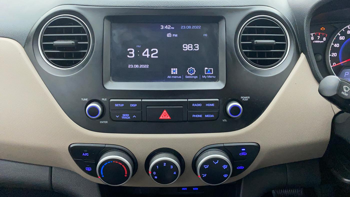 2017 Hyundai Grand i10 SPORTZ (O) 1.2 AT VTVT, Petrol, Automatic, 52,861 km, Air Conditioner
