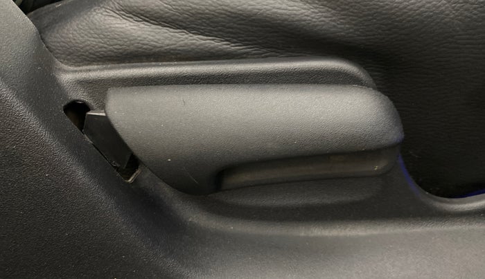 2014 Maruti Swift VXI, Petrol, Manual, 54,439 km, Driver Side Adjustment Panel