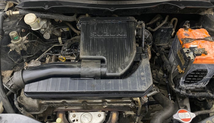 2014 Maruti Swift VXI, Petrol, Manual, 54,439 km, Engine View