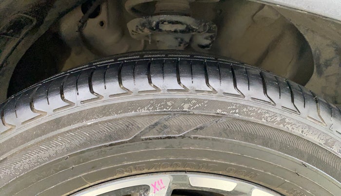 2020 KIA SELTOS GTX PLUS AT 1.5 DIESEL, Diesel, Automatic, 68,333 km, Right Front Tyre Tread