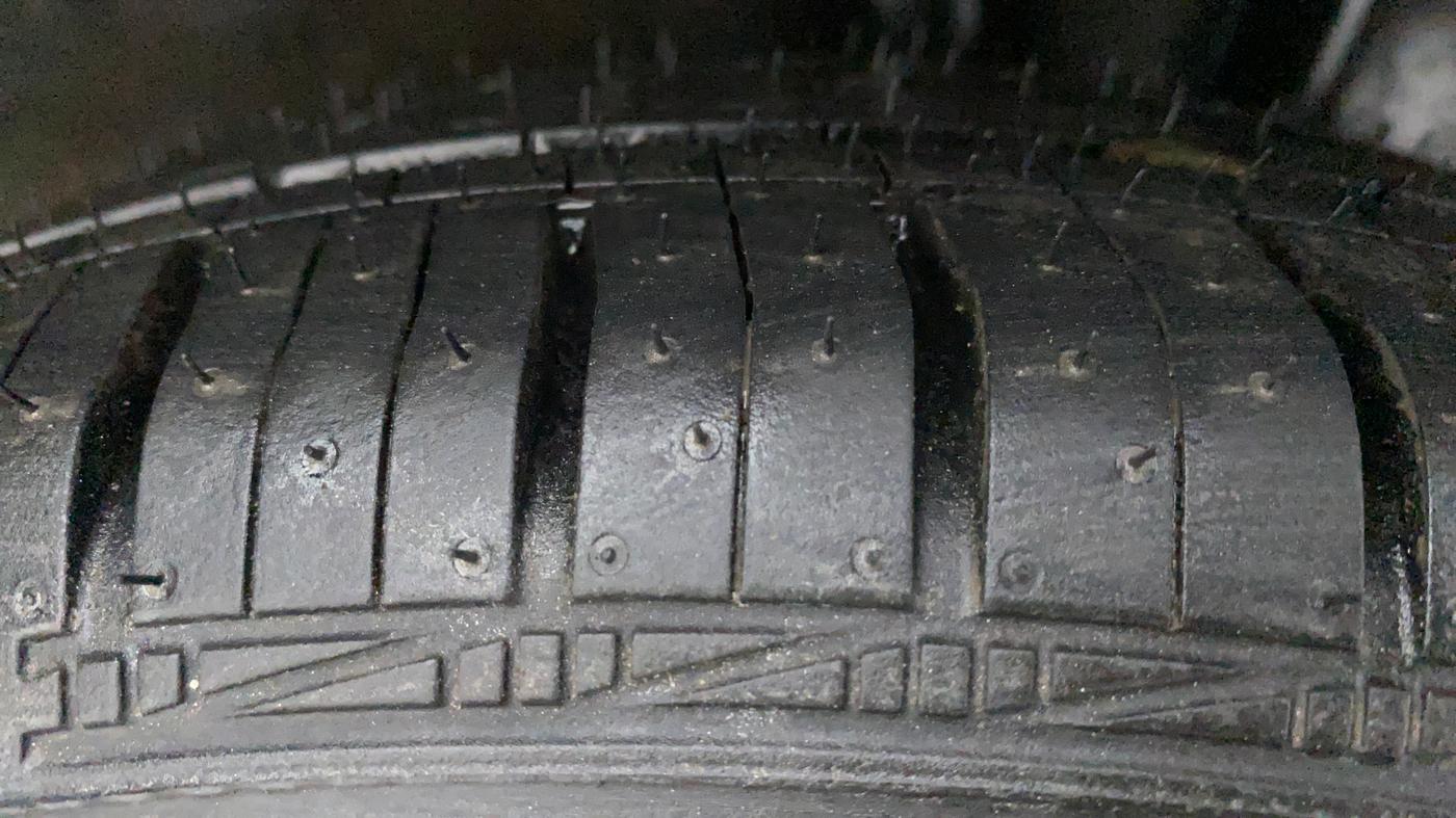 2014 Hyundai Grand i10 ASTA AT 1.2 KAPPA VTVT, Petrol, Automatic, 70,014 km, Left Rear Tyre Tread