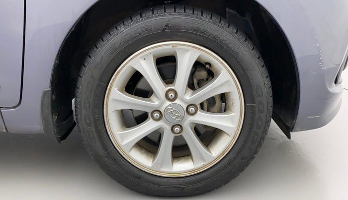 2014 Hyundai Grand i10 ASTA AT 1.2 KAPPA VTVT, Petrol, Automatic, 70,014 km, Right Front Wheel